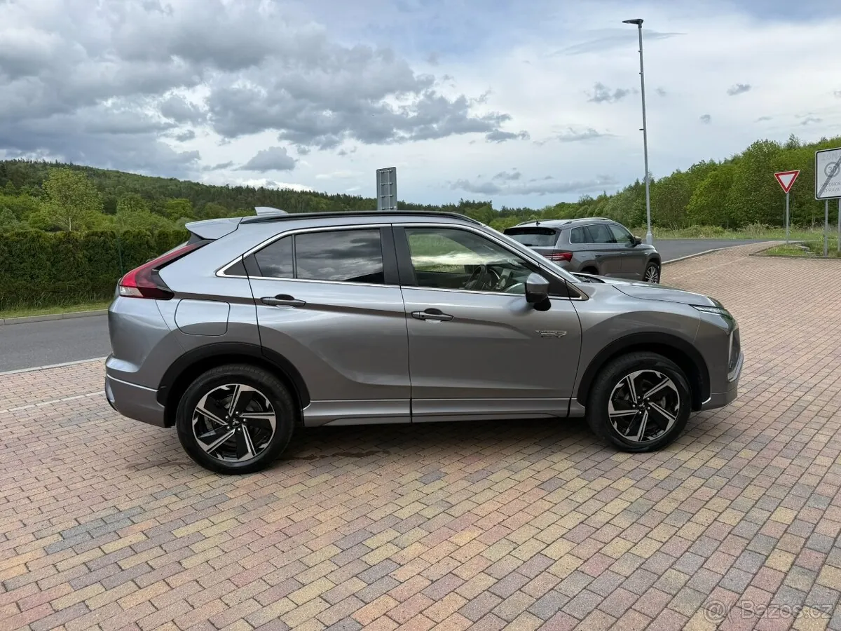 Mitsubishi Eclipse Cross 2024 photo 5