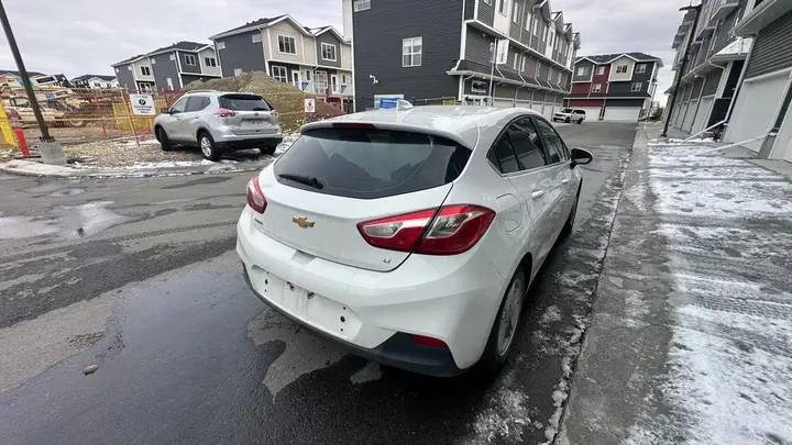 Chevrolet Cruze 2017 photo 3