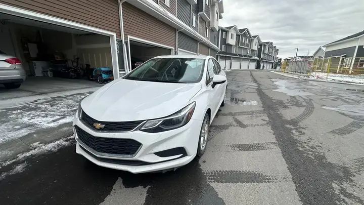 Chevrolet Cruze 2017 photo 2