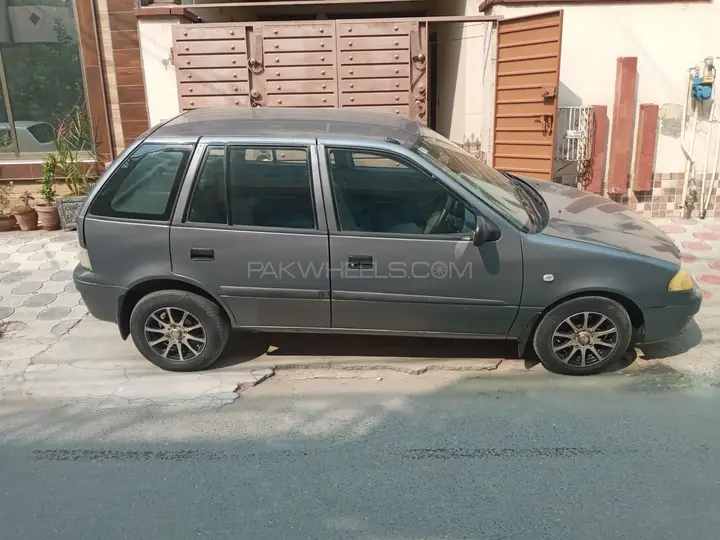 Suzuki Cultus