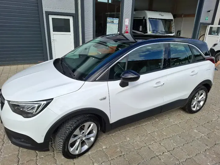Opel Crossland X 2021 photo 2