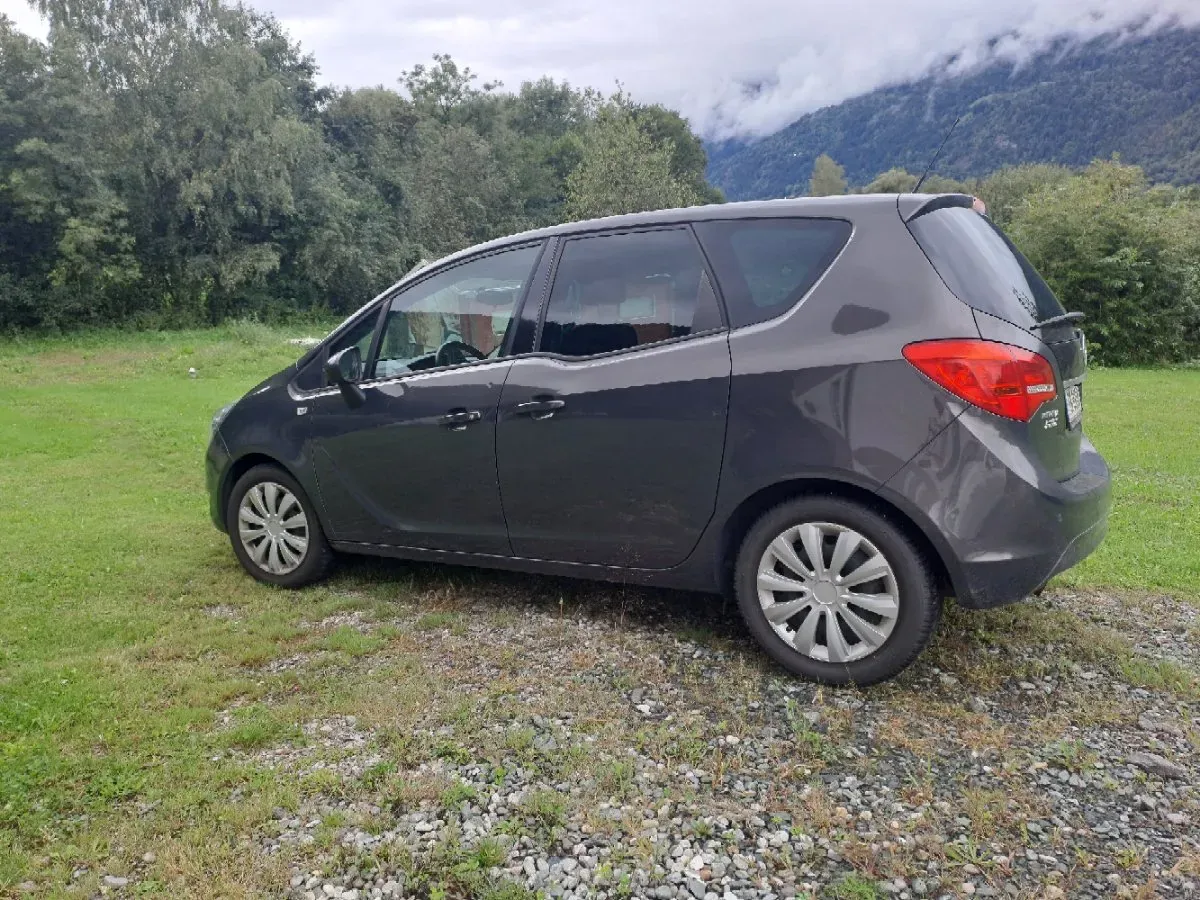 Opel Meriva 2015 photo 3