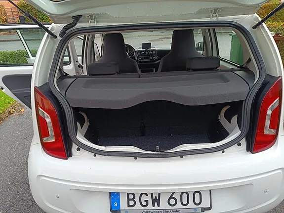 Volkswagen Up 2014 photo 4