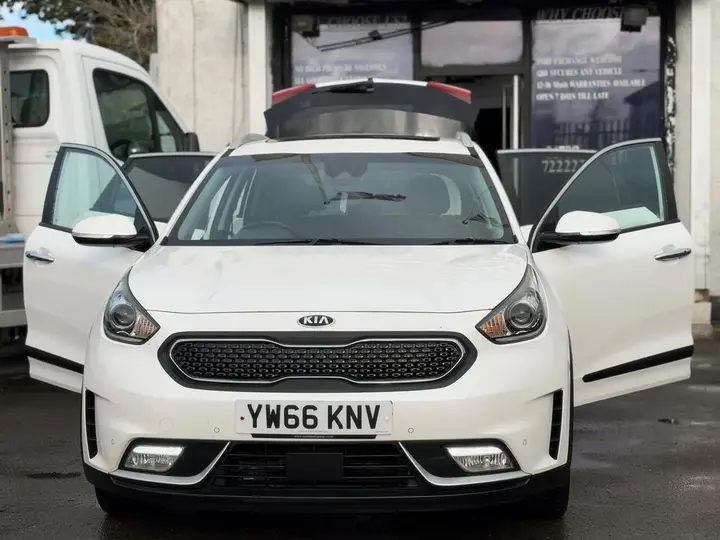 Kia Niro 2016 photo 2