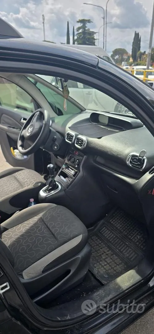 Citroen C3 Picasso 2010 photo 4