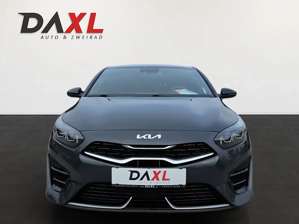 Kia Proceed 2022 photo 2