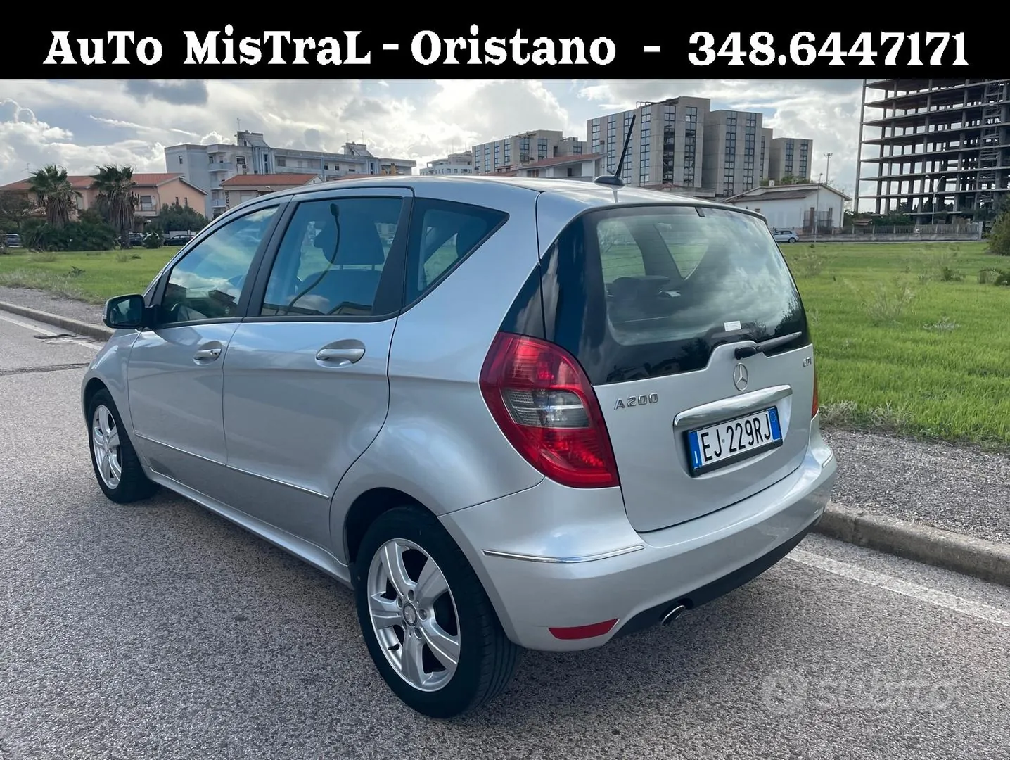 Mercedes-Benz A-Class 2011 photo 5