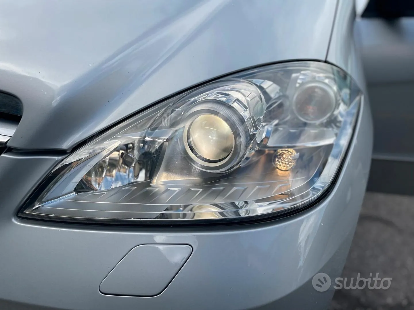 Mercedes-Benz A-Class 2011 photo 3