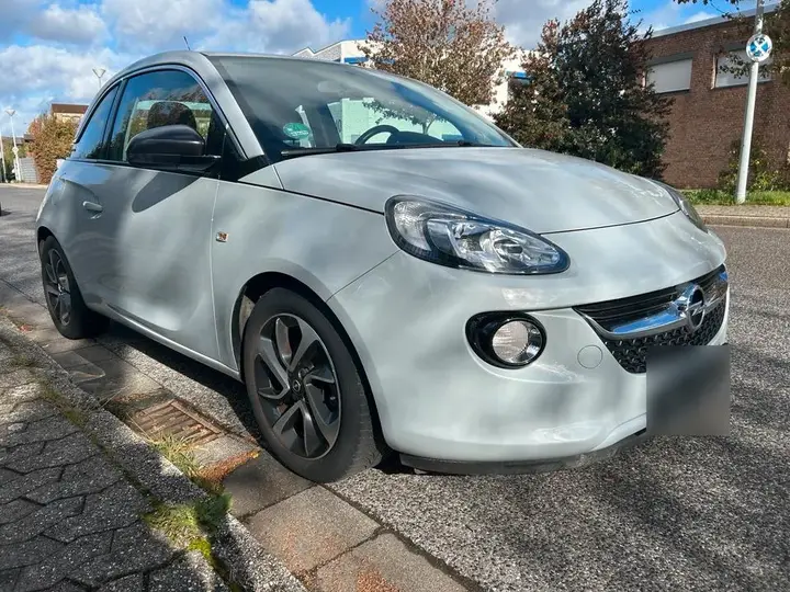 Opel Adam