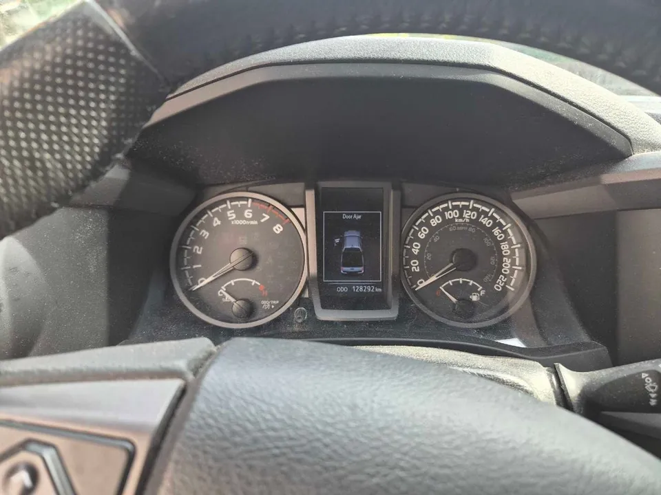 Toyota Tacoma 2013 photo 5