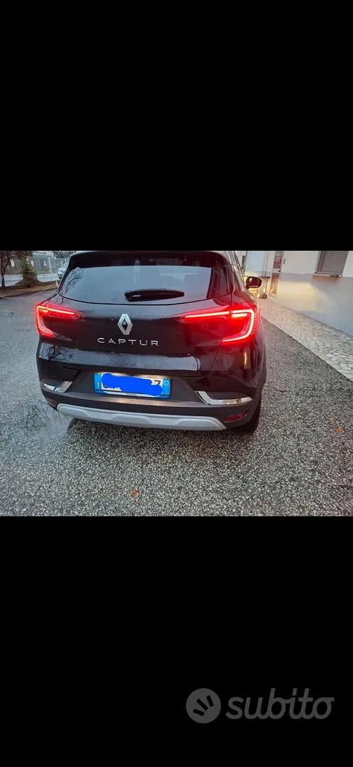 Renault Captur 2024 photo 3