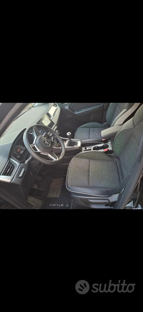Renault Captur 2024 photo 4