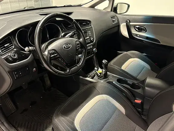 Kia Ceed 2013 photo 4