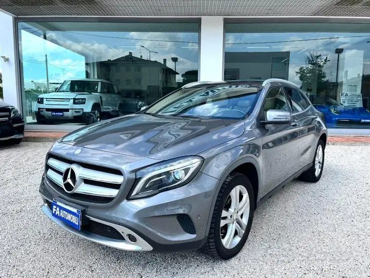 Mercedes-Benz Gla 2016 photo 2