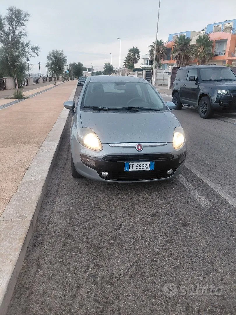 Fiat Punto Evo 2011 photo 4