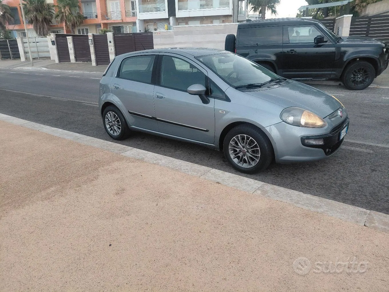 Fiat Punto Evo 2011 photo 2