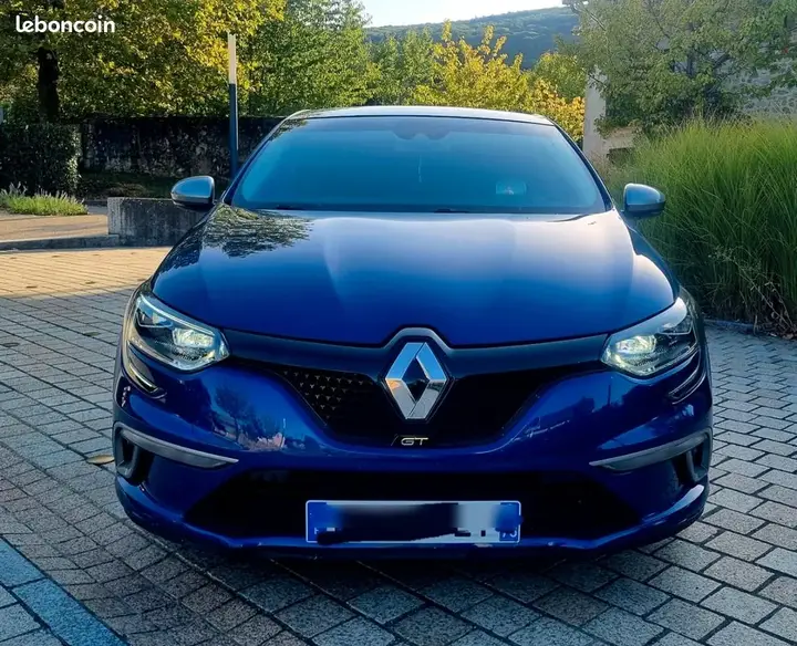 Renault Megane 2016 photo 2