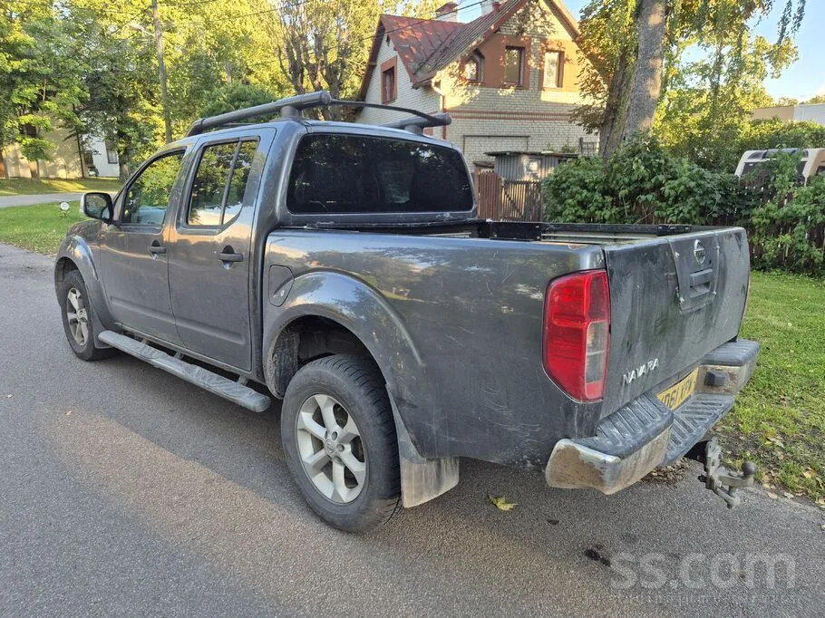 Nissan Navara 2011 photo 3