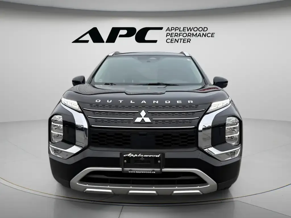 Mitsubishi Outlander 2023 photo 3