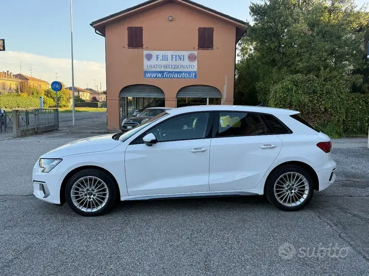Audi A3 Sportback 2024 photo 2