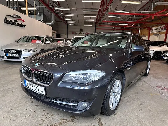 BMW 523I