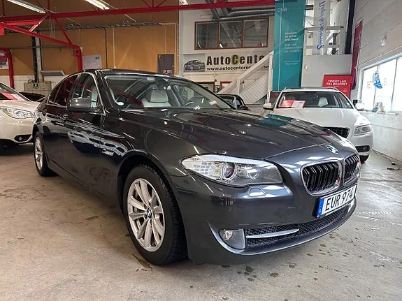 BMW 523I 2010 photo 3