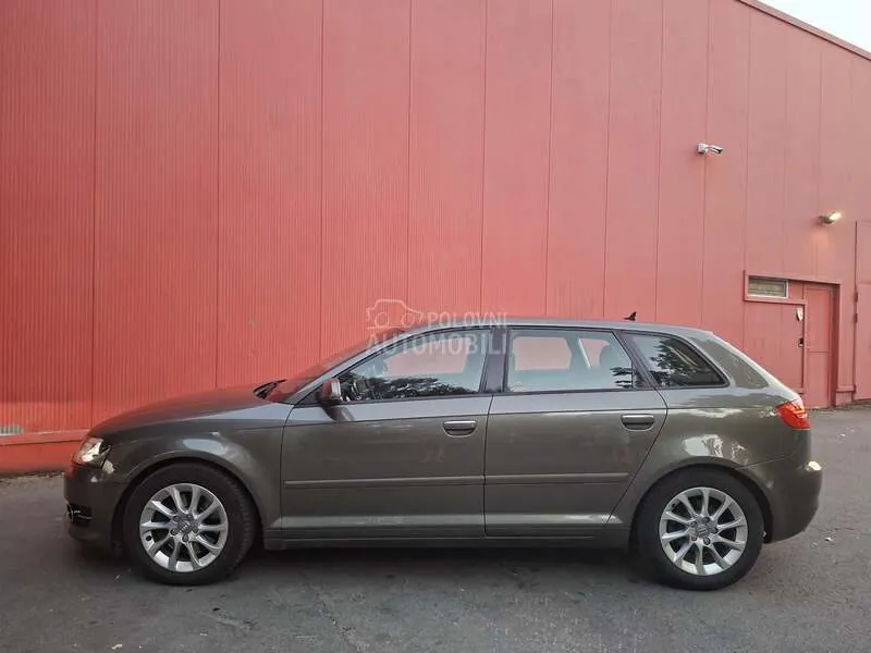 Audi A3 2012 photo 3