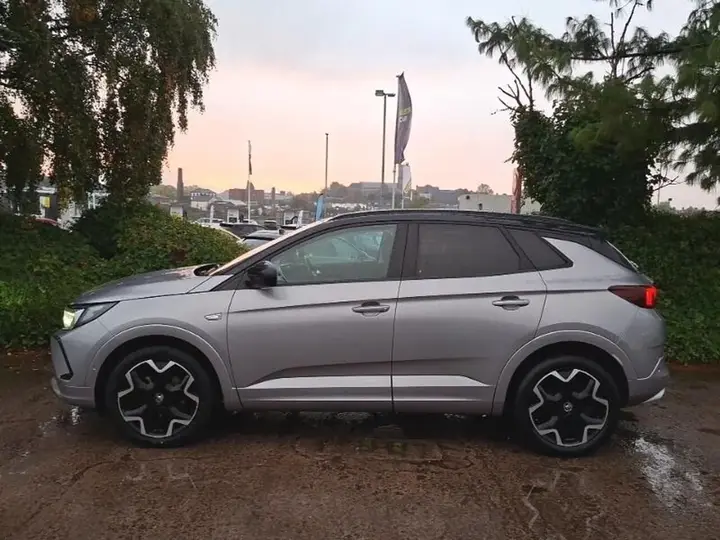 Vauxhall Grandland 2023 photo 4