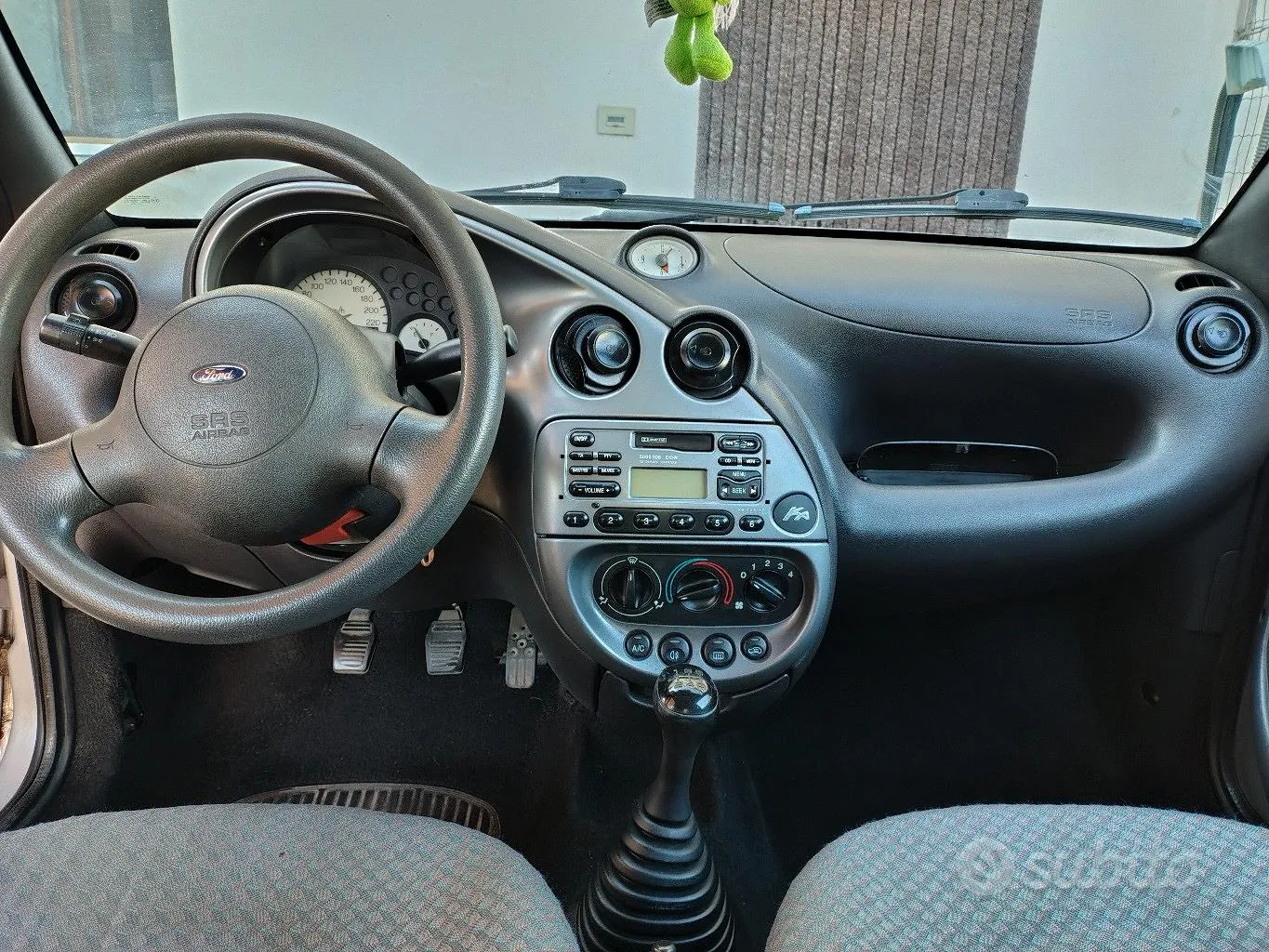 Ford Ka 2001 photo 4