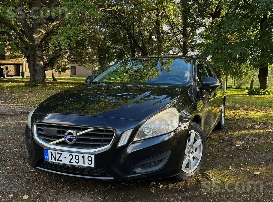 Volvo V60 2012 photo 3