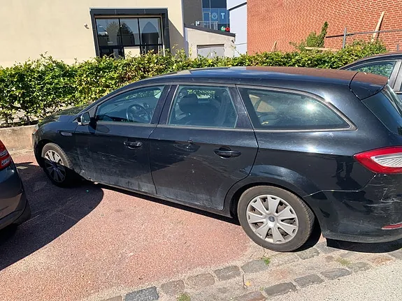 Ford Mondeo 2011 photo 3