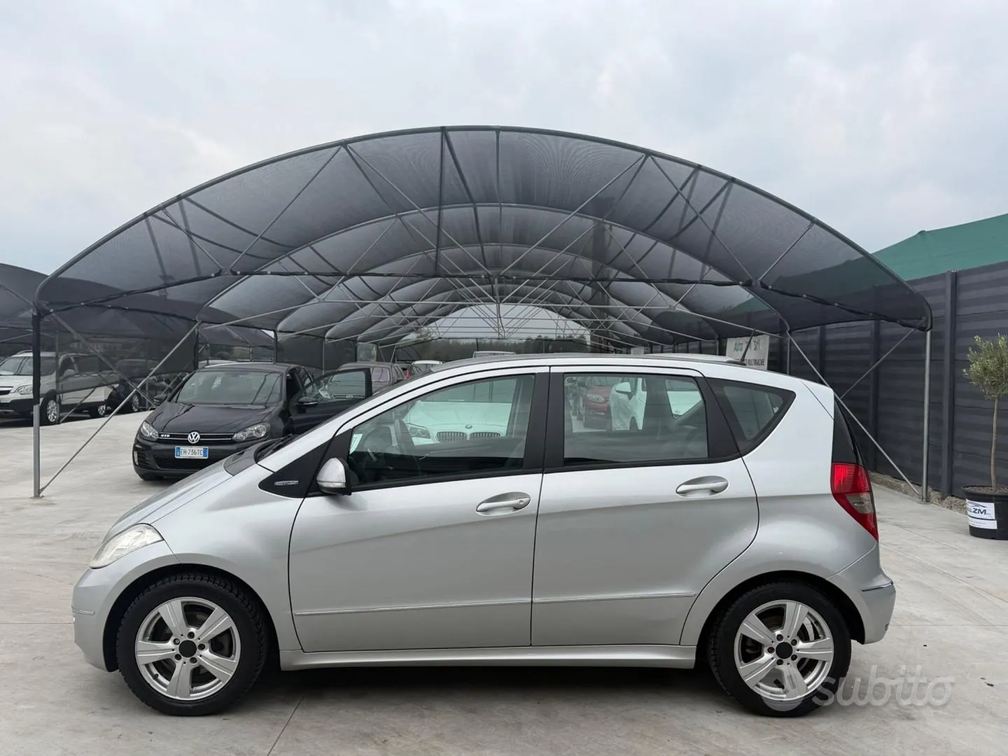 Mercedes-Benz A 2010 photo 5