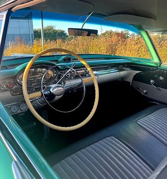 Oldsmobile 88 1957 photo 2