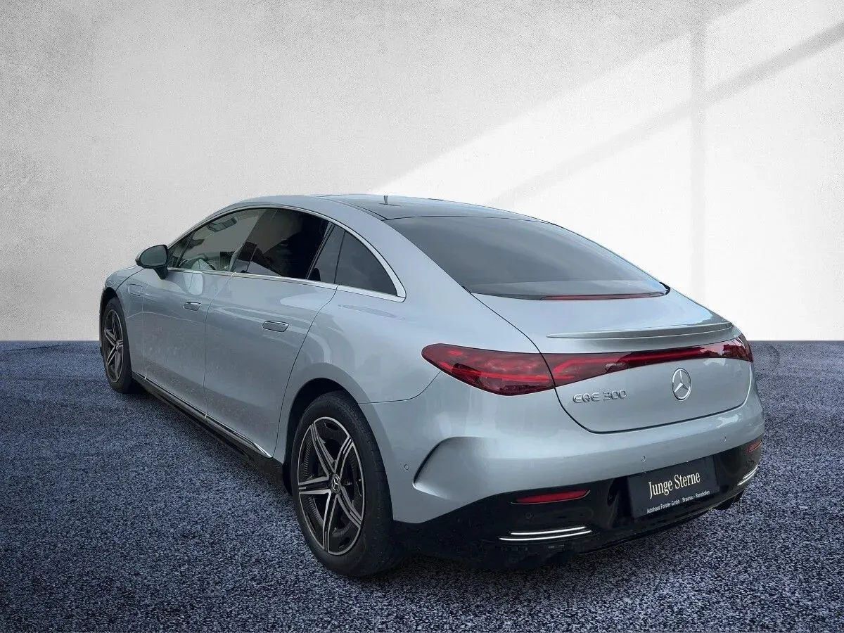 Mercedes-Benz Eqe 2023 photo 3