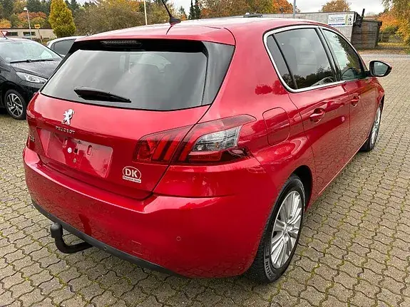 Peugeot 308 2018 photo 3