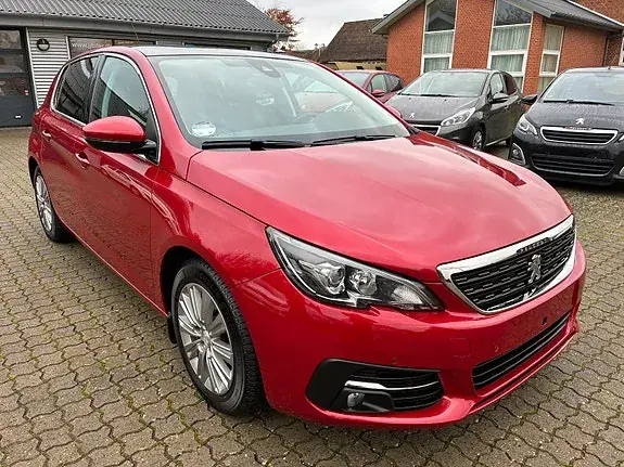 Peugeot 308 2018 photo 2