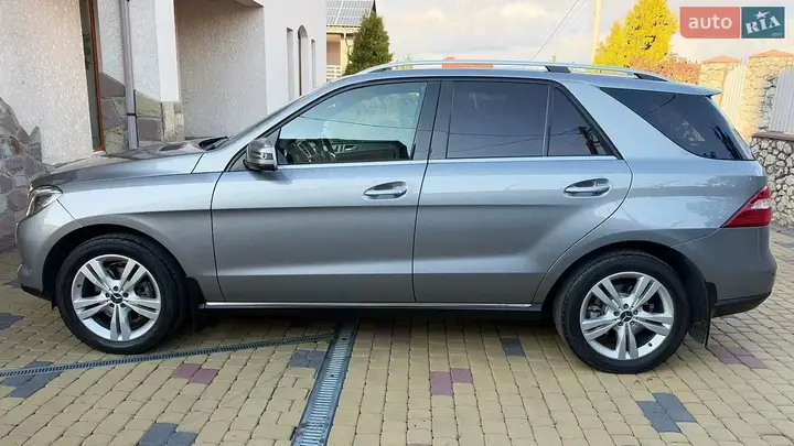 Mercedes-Benz M-Class 2015 photo 3