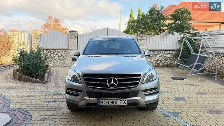 Mercedes-Benz M-Class 2015 photo 2
