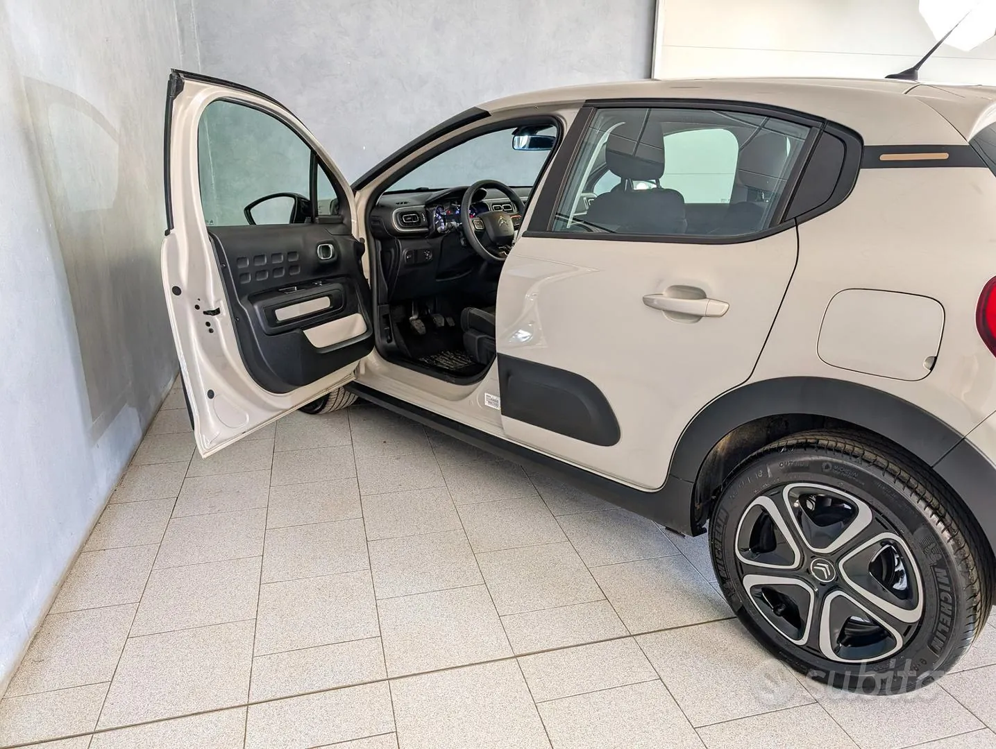 Citroen C3 2023 photo 3