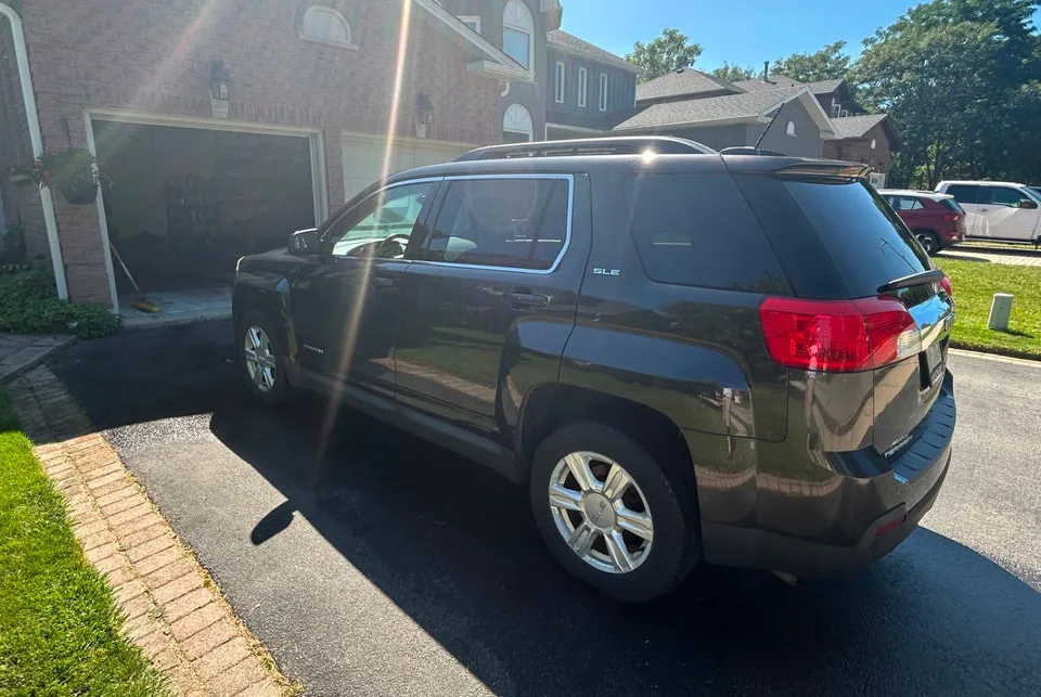 GMC Terrain 2015 photo 2