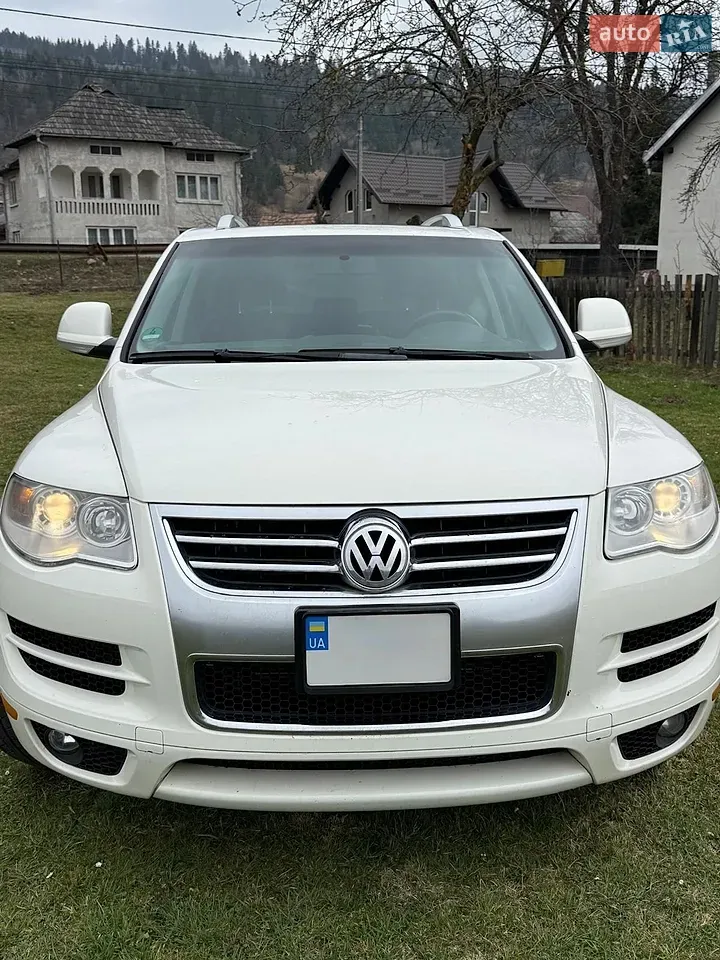 Volkswagen Touareg 2010 photo 2