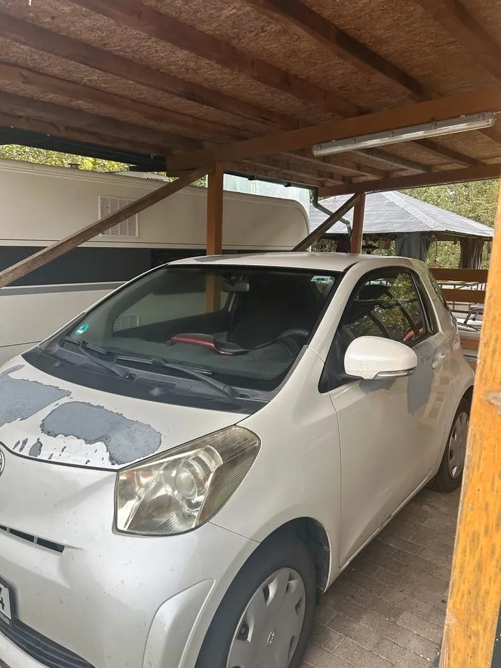 Toyota Iq