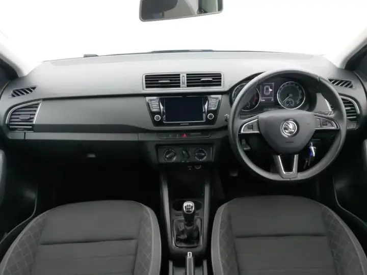 Skoda Fabia 2020 photo 3