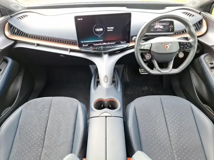 Cupra Tavascan 2025 photo 3