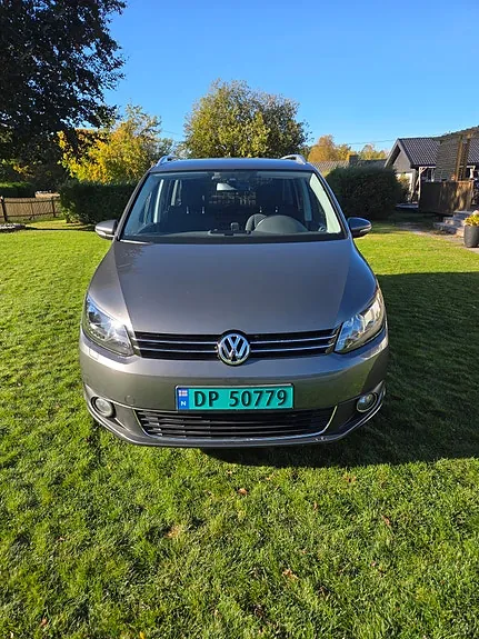 Volkswagen Touran 2014 photo 3