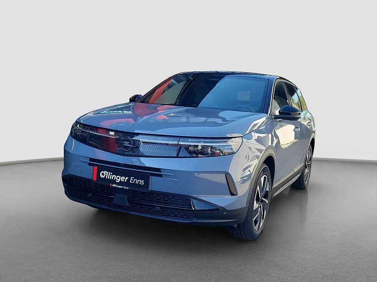 Opel Grandland photo 2