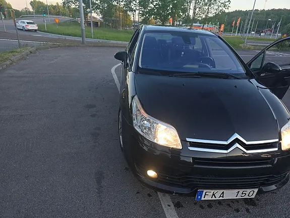 Citroen C4 2007 photo 4