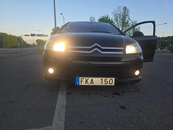 Citroen C4 2007 photo 5
