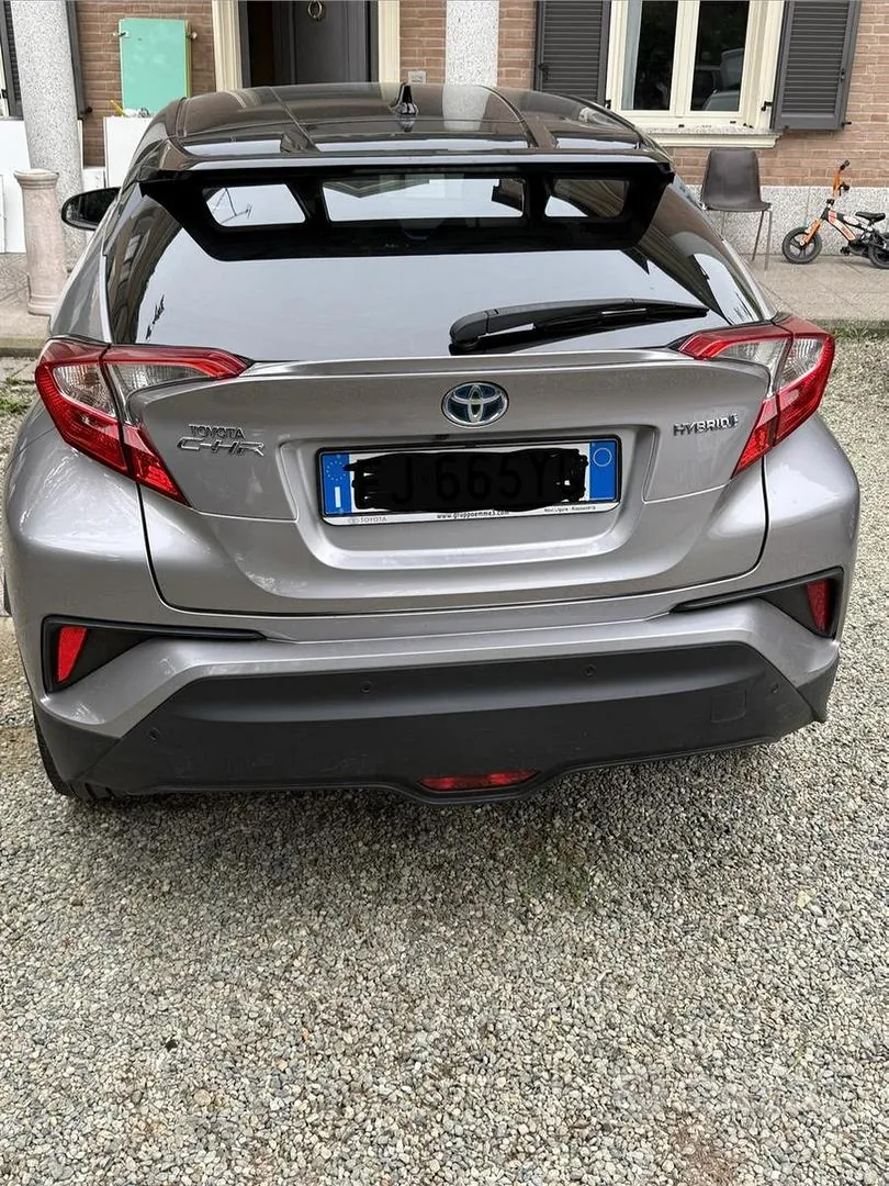 Toyota C-Hr 2017 photo 4
