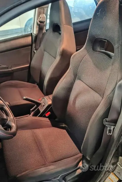 Subaru Impreza 2004 photo 2